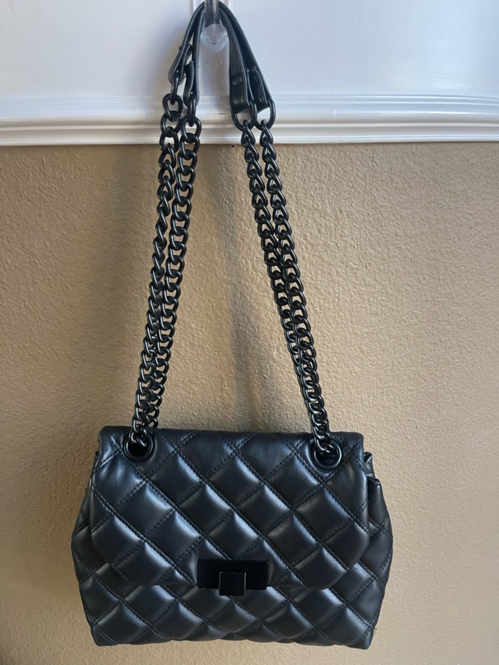 Quilted Black Shoulder Bag with Chain Handles Primark